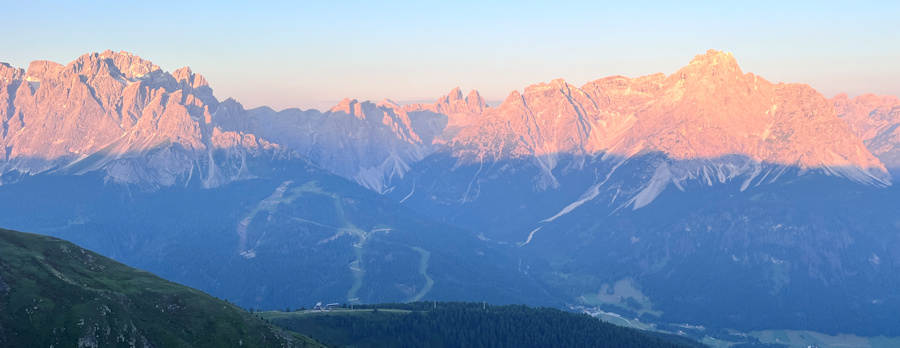 Ausblick Sextener Dolomiten im Abendlicht